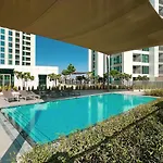 Full Burj Khalifa View - Opposite Dubai Mall Access - 8 Min Walk To Mall & Fountain - Luxury 2Br