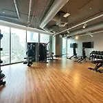 Full Burj Khalifa View - Opposite Dubai Mall Access - 8 Min Walk To Mall & Fountain - Luxury 2Br