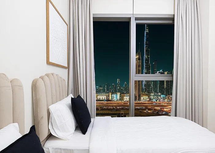 Full Burj Khalifa View - Opposite Dubai Mall Access - 8 Min Walk To Mall & Fountain - Luxury 2Br