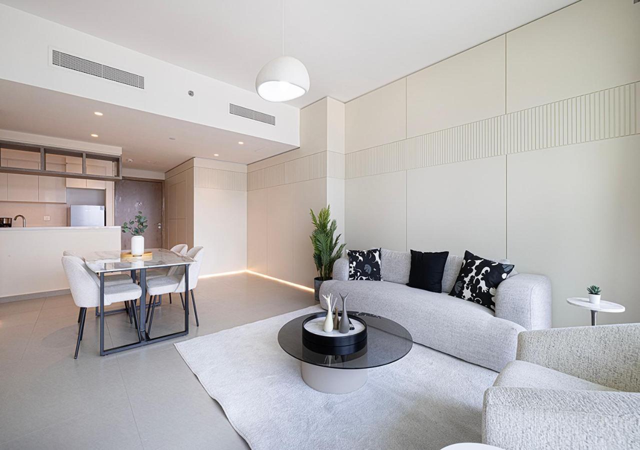 Full Burj Khalifa View - Opposite Mall Access - 8 Min Walk To Mall & Fountain - Luxury 2br
