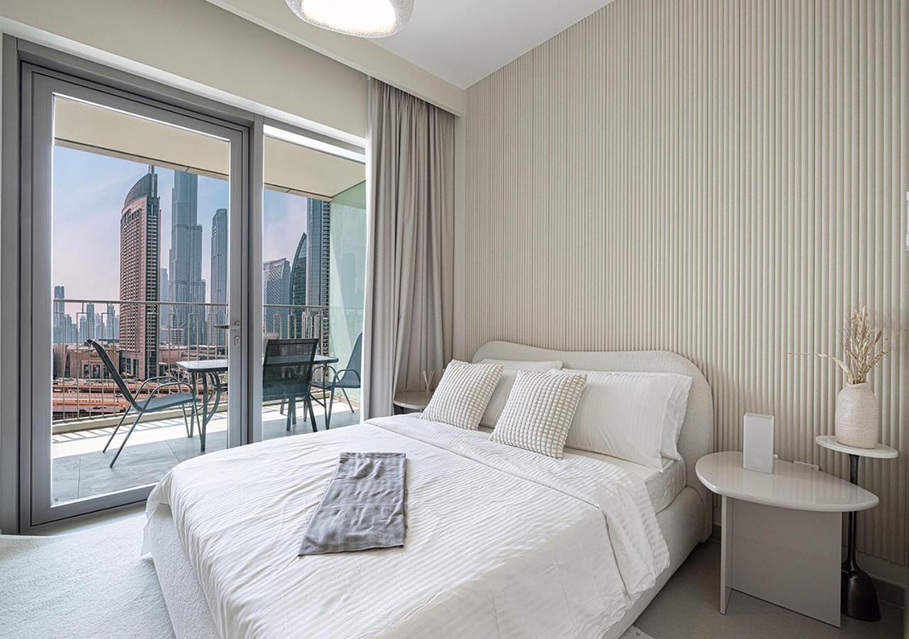 Apartment Full Burj Khalifa View - Opposite Mall Access - 8 Min Walk To Mall & Fountain - Luxury 2br