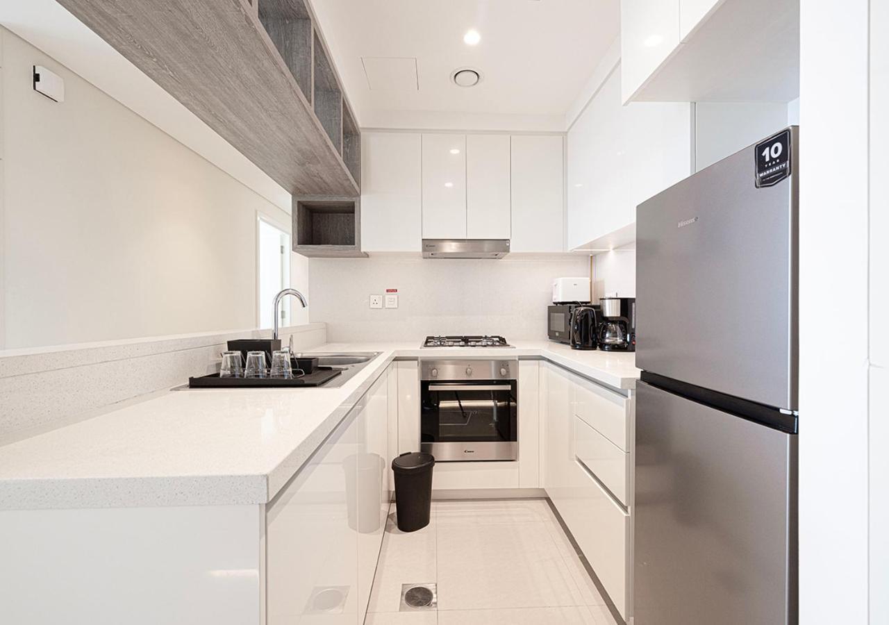 Apartment Full Burj Khalifa View - Opposite Mall Access - 8 Min Walk To Mall & Fountain - Luxury 2br Dubai