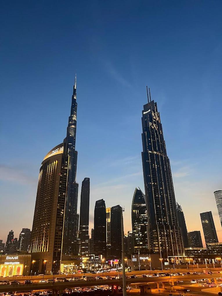 Apartment Full Burj Khalifa View - Opposite Mall Access - 8 Min Walk To Mall & Fountain - Luxury 2br Dubai